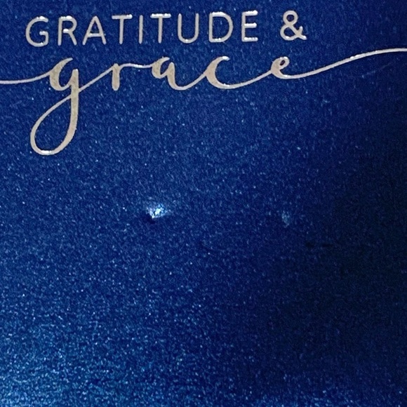 NWT gratitude and grace Hamsa necklace gold 💎💍❤️ - Picture 7 of 8